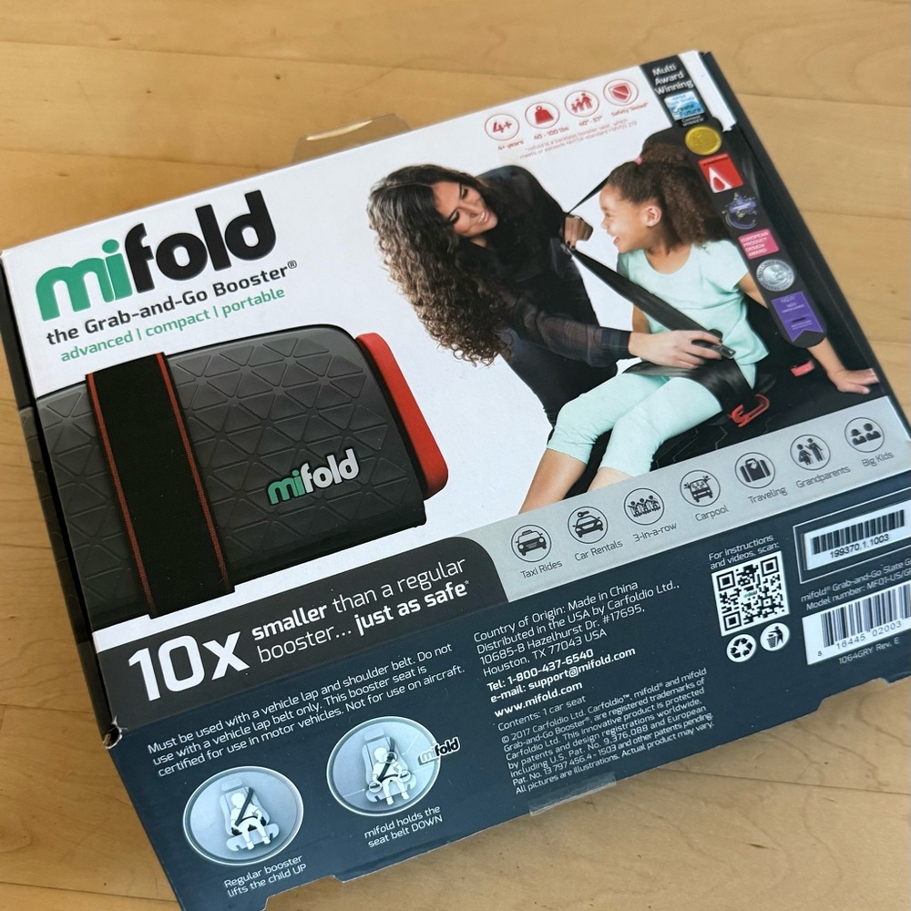MiFold- almost like NEE Grab-and-Go Booster Car Seat - Black & Red